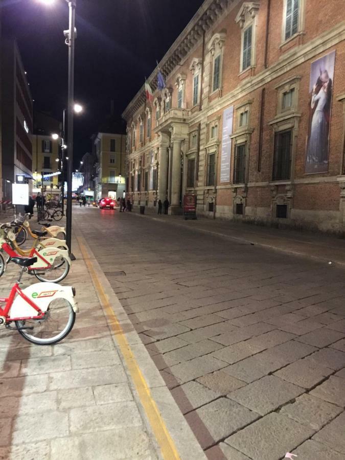 Appartamento Milano Exterior foto